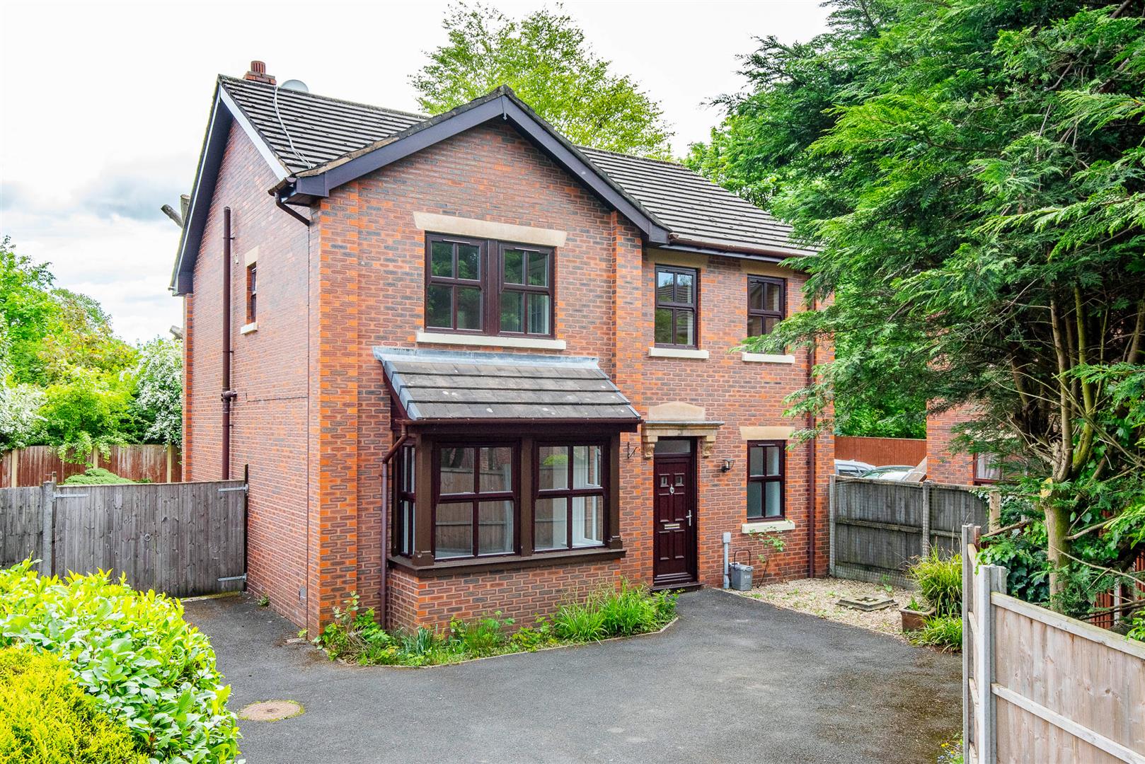 4 bed property in Beechfield Court, Leyland